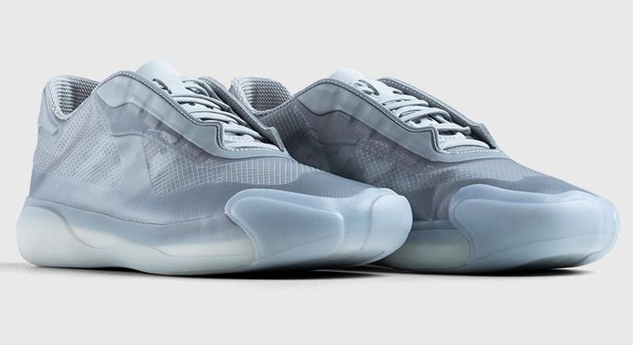 Prada x adidas ra mắt mẫu giày giới hạn 650 USD